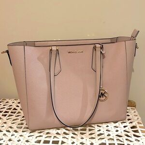 Michael Kors light pink tote bag